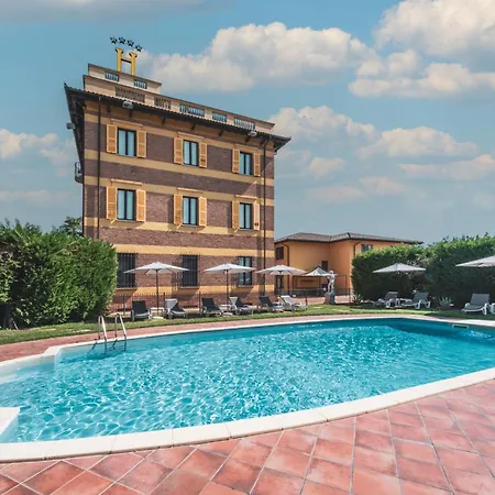 ホテル Liberty 4*